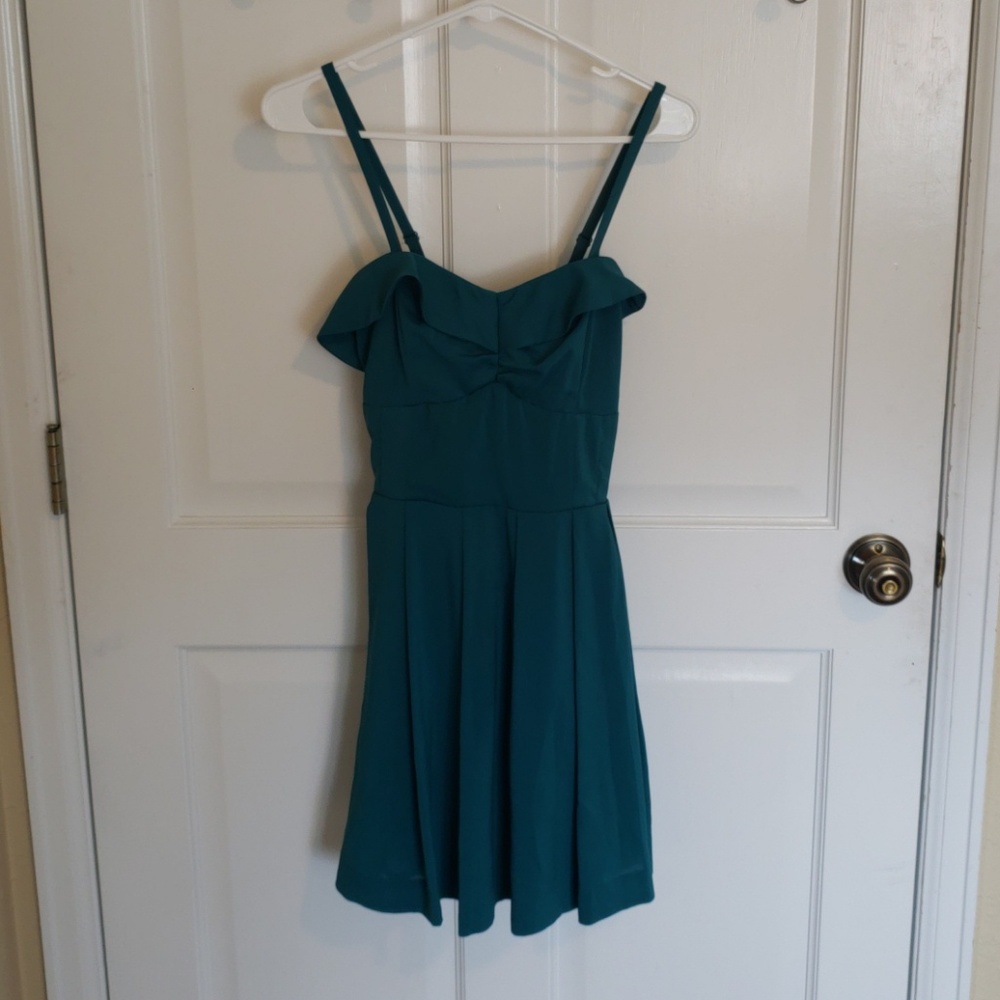 Cocktail dress with pockets